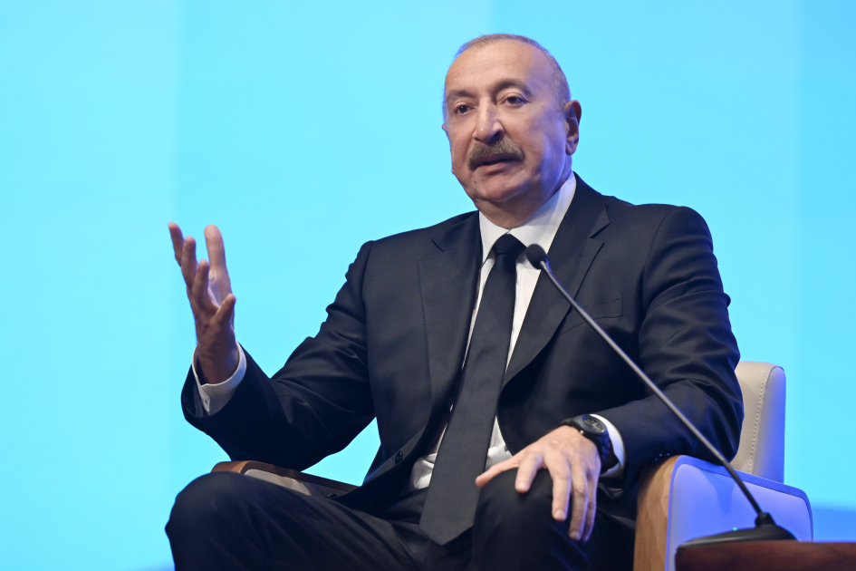 President Ilham Aliyev attends event held as part of 2nd Azerbaijan International Investment Forum (LIVE/PHOTO)