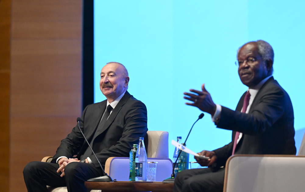 President Ilham Aliyev attends event held as part of 2nd Azerbaijan International Investment Forum (LIVE/PHOTO)
