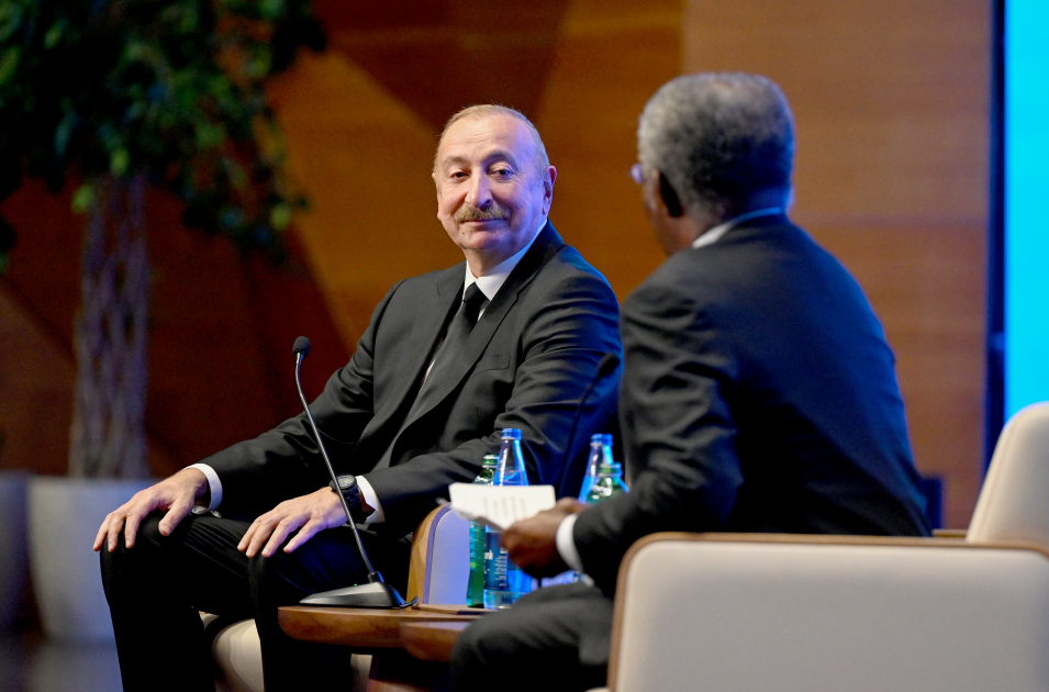 President Ilham Aliyev attends event held as part of 2nd Azerbaijan International Investment Forum (LIVE/PHOTO)