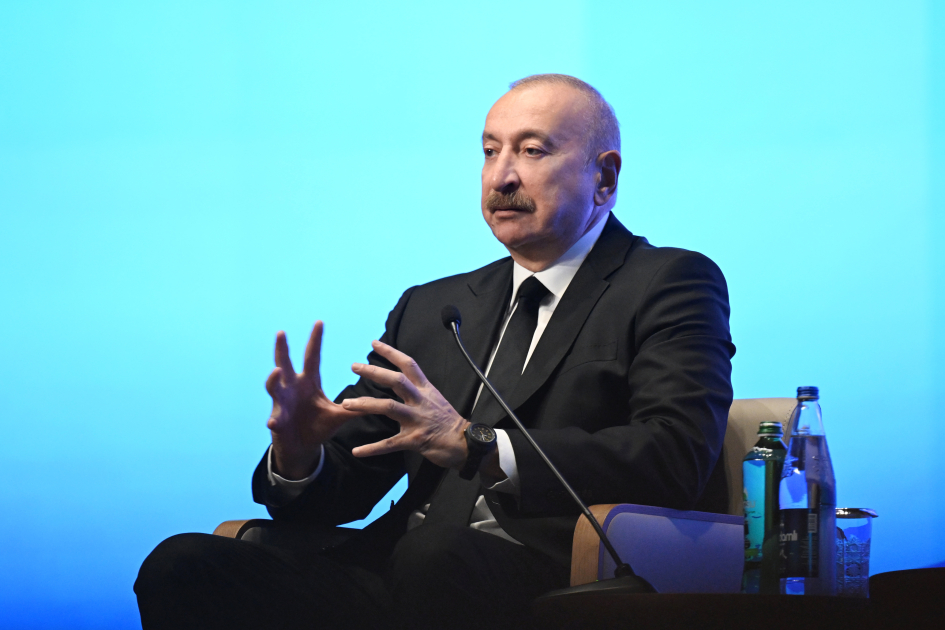 President Ilham Aliyev attends event held as part of 2nd Azerbaijan International Investment Forum (LIVE/PHOTO)