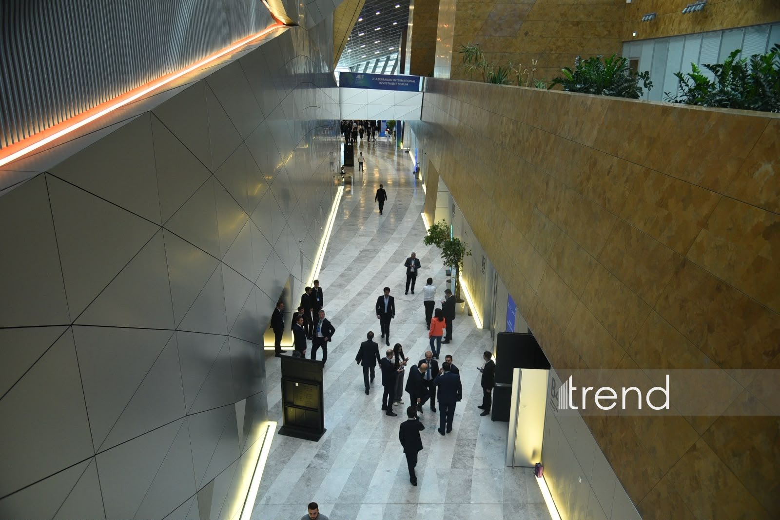 Second day of Azerbaijan International Investment Forum underway in Baku (PHOTO)