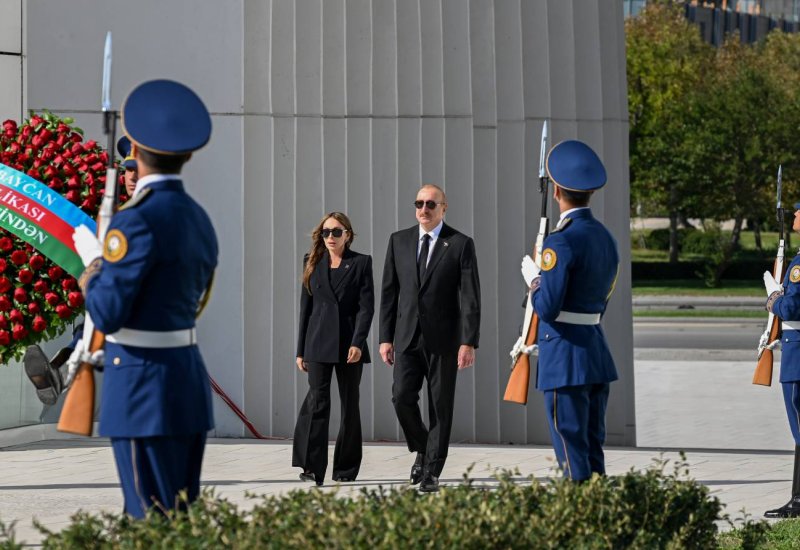 Footage of President Ilham Aliyev's visit to Victory Park with First Lady Mehriban Aliyeva posted on his social media (VIDEO)