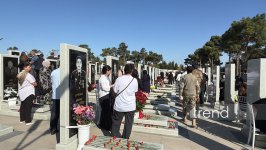 Azerbaijanis commemorate heroes of Second Karabakh War (PHOTO)