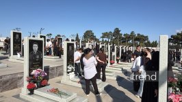 Azerbaijanis commemorate heroes of Second Karabakh War (PHOTO)