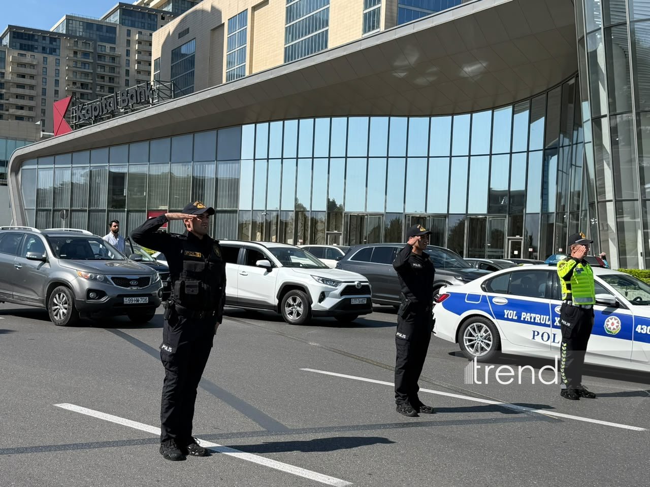Azerbaijan honors memory of martyrs of Second Karabakh War with minute of silence (PHOTO/VIDEO)