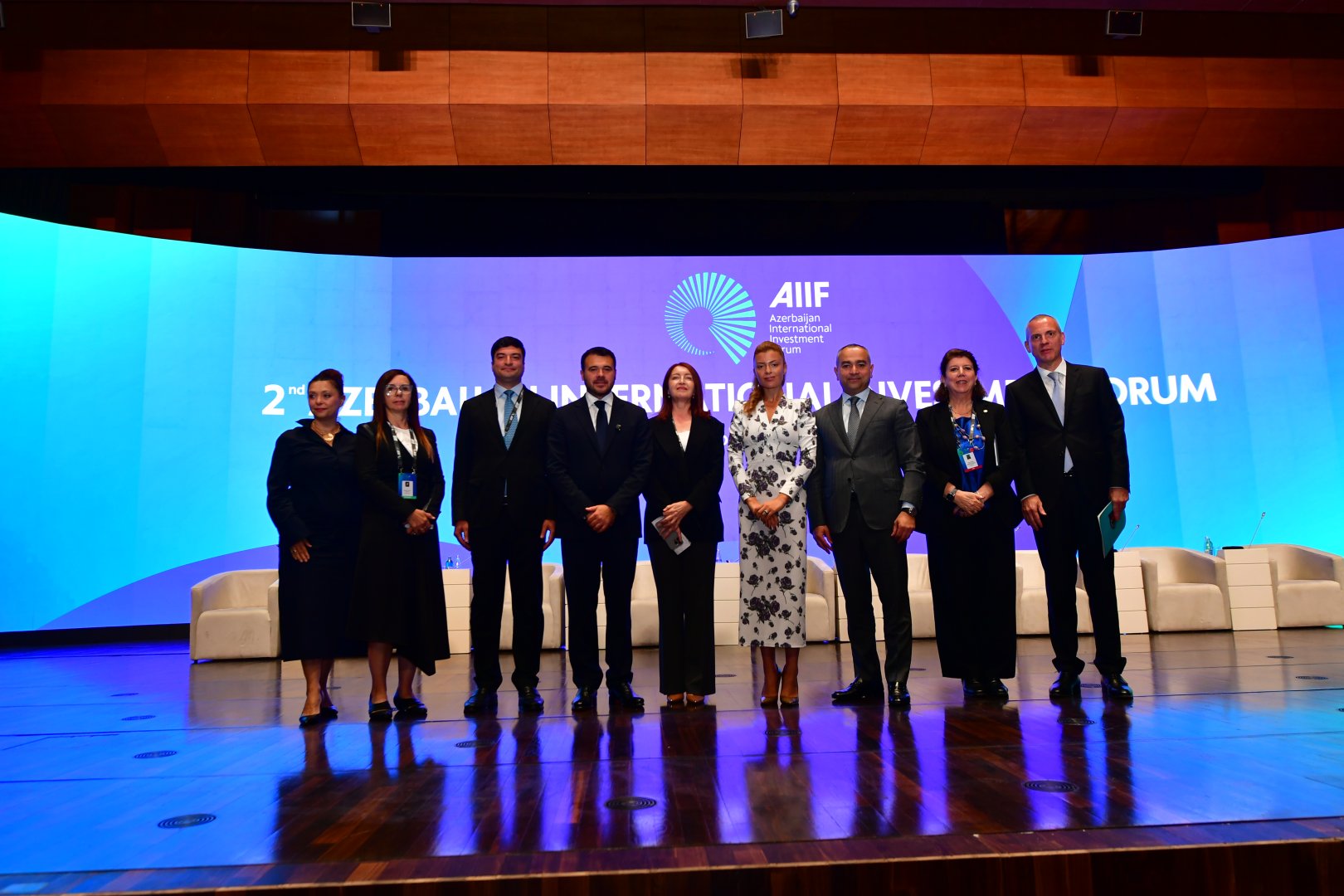 Avant Group Chairman Ali Huseynov discusses the changing approach of modern investors at the 2nd Azerbaijan International Investment Forum (PHOTO)