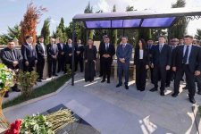 Employees of AzerGold CJSC and its subsidiaries commemorate the memory of the martyrs of the Patriotic War (PHOTO)