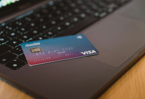 Georgia’s AmEx debit card issuance climbs 15.1% in 8M2026