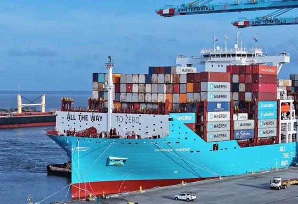 Maersk completes first US ship-to-ship ethanol bunkering