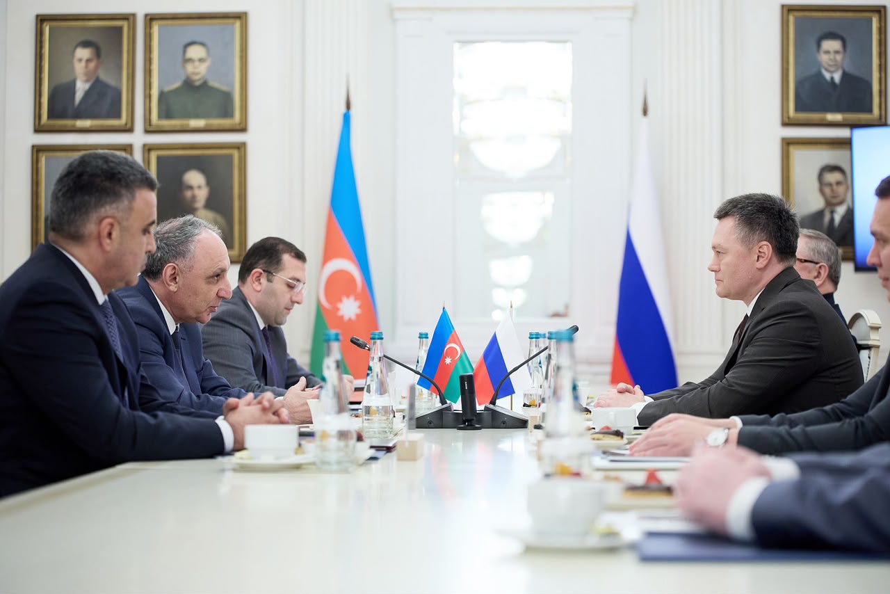 Azerbaijan and Russia discuss enhancing legislative cooperation (PHOTO)