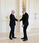 President Ilham Aliyev receives FIFA President (PHOTO/VIDEO)