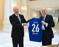 President Ilham Aliyev receives FIFA President (PHOTO/VIDEO)