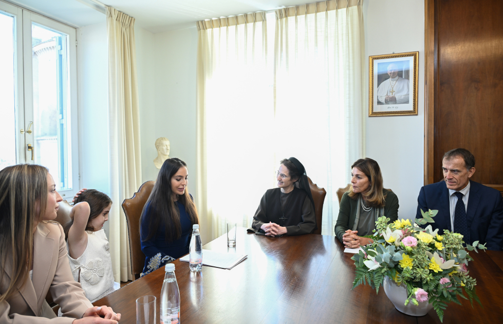 Leyla Aliyeva and Alena Aliyeva meet President of Governorate of Vatican City State (PHOTO)