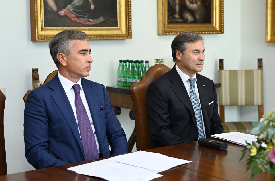 Leyla Aliyeva and Alena Aliyeva meet President of Governorate of Vatican City State (PHOTO)