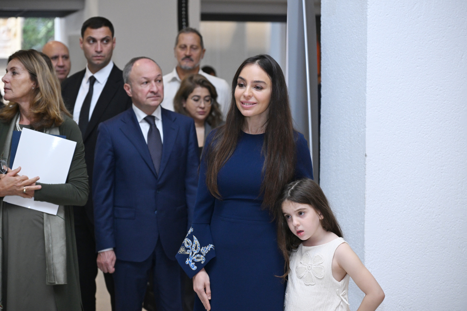 Leyla Aliyeva and Alena Aliyeva attend opening of exhibition of Azerbaijani carpets at Holy See (PHOTO)