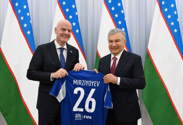 President Mirziyoyev, FIFA President review U-20 World Cup preparations