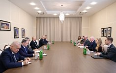 President Ilham Aliyev receives UK Minister of State for Defense (PHOTO/VIDEO)
