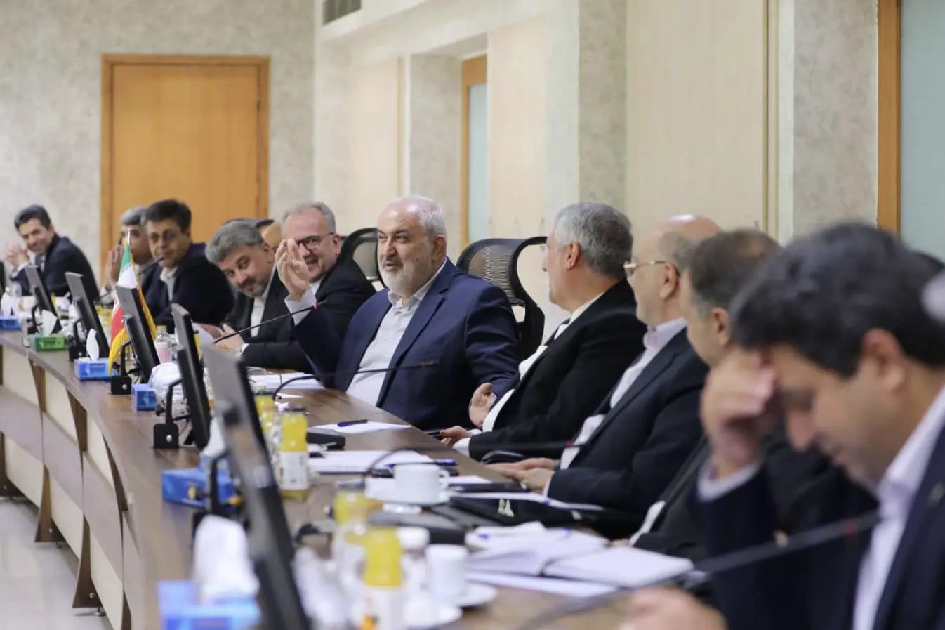 Azerbaijan and Iran discuss progress of joint projects (PHOTO)
