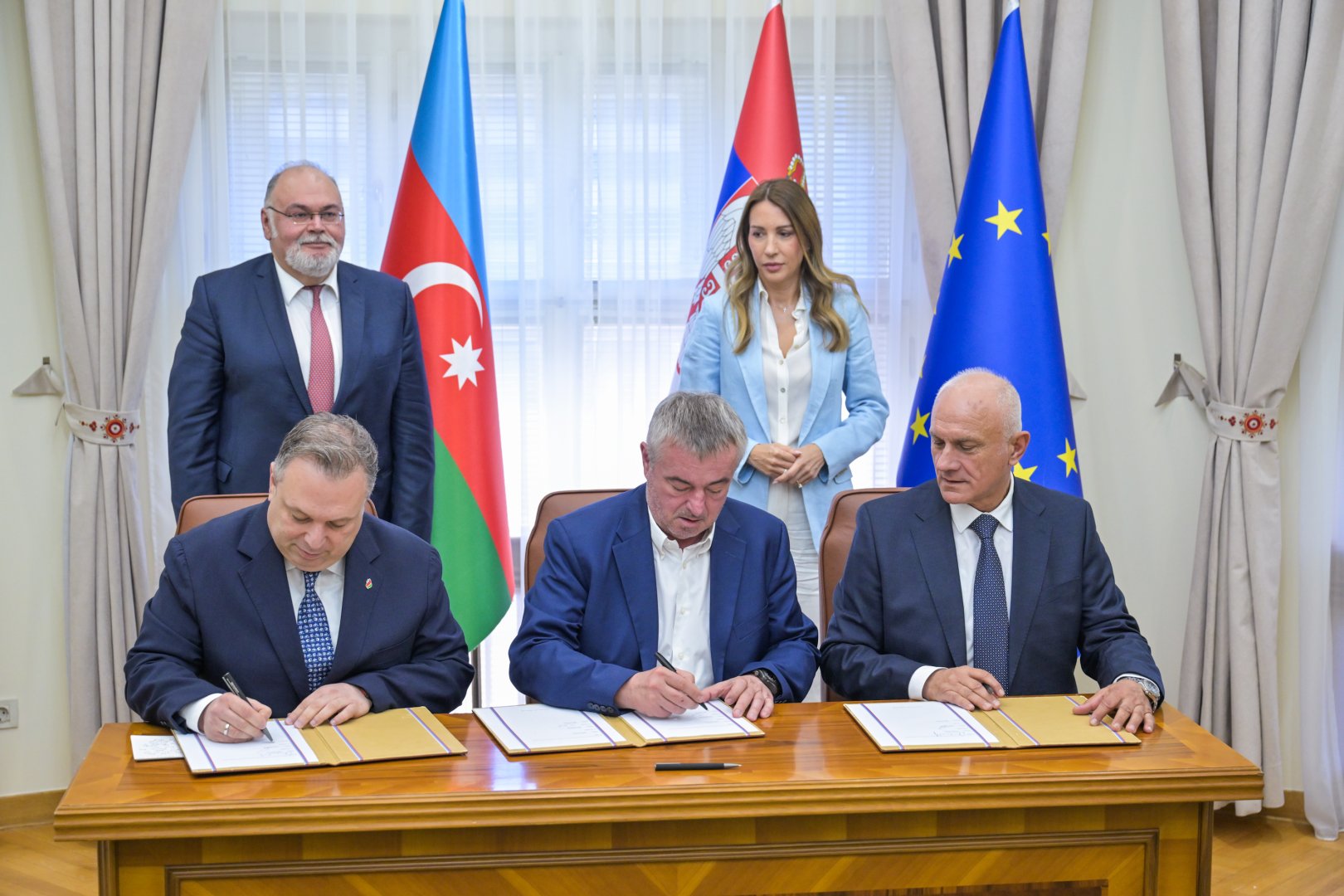 SOCAR talks details of shareholders' agreement for power plant in Serbia