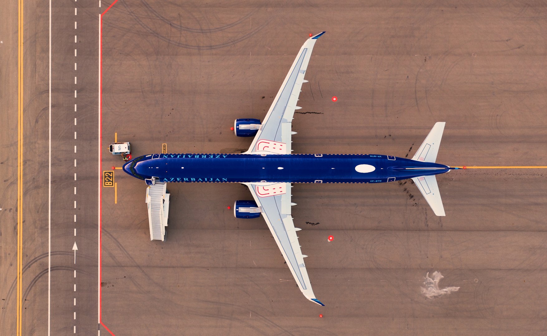 Azerbaijan Airlines expands its fleet with another new-generation Airbus A321neo (PHOTO)