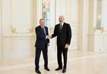 President Ilham Aliyev receives President of International Judo Federation (PHOTO)