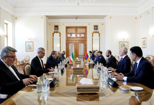 Iran seeks stronger ties with S. Caucasus, Central Asia, FM says