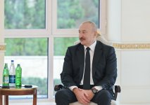 President Ilham Aliyev receives newly appointed ambassador of Malaysia to Azerbaijan (PHOTO/VIDEO)