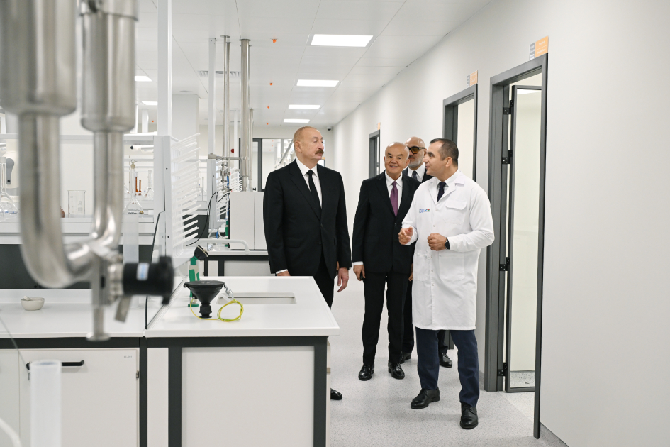 President Ilham Aliyev attends inauguration of pharmaceutical manufacturing plant in Pirallahi Industrial Park (PHOTO)