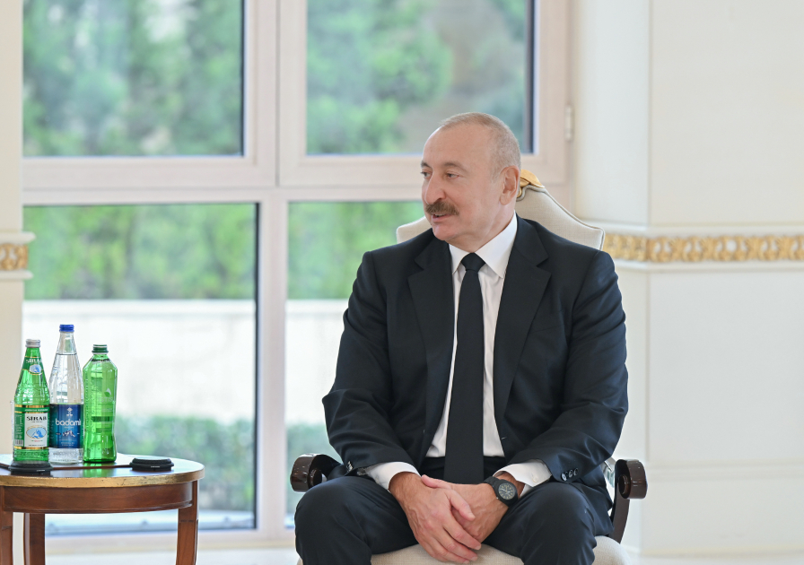 President Ilham Aliyev receives newly appointed ambassador of Malaysia to Azerbaijan (PHOTO/VIDEO)