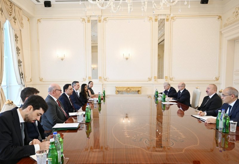 President Ilham Aliyev receives UK Minister of State for Trade (PHOTO)