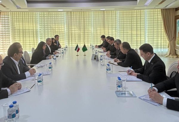 Turkmenistan, Iran discuss expanding transit and transport links