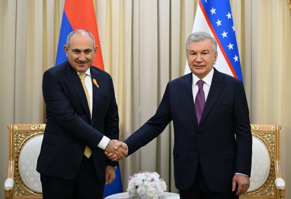 Mirziyoyev, Pashinyan discuss expanding Uzbekistan-Armenia ties