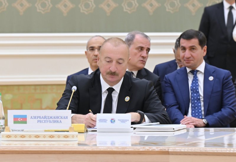 President Ilham Aliyev participates in document-signing ceremony in Turkmenbashi