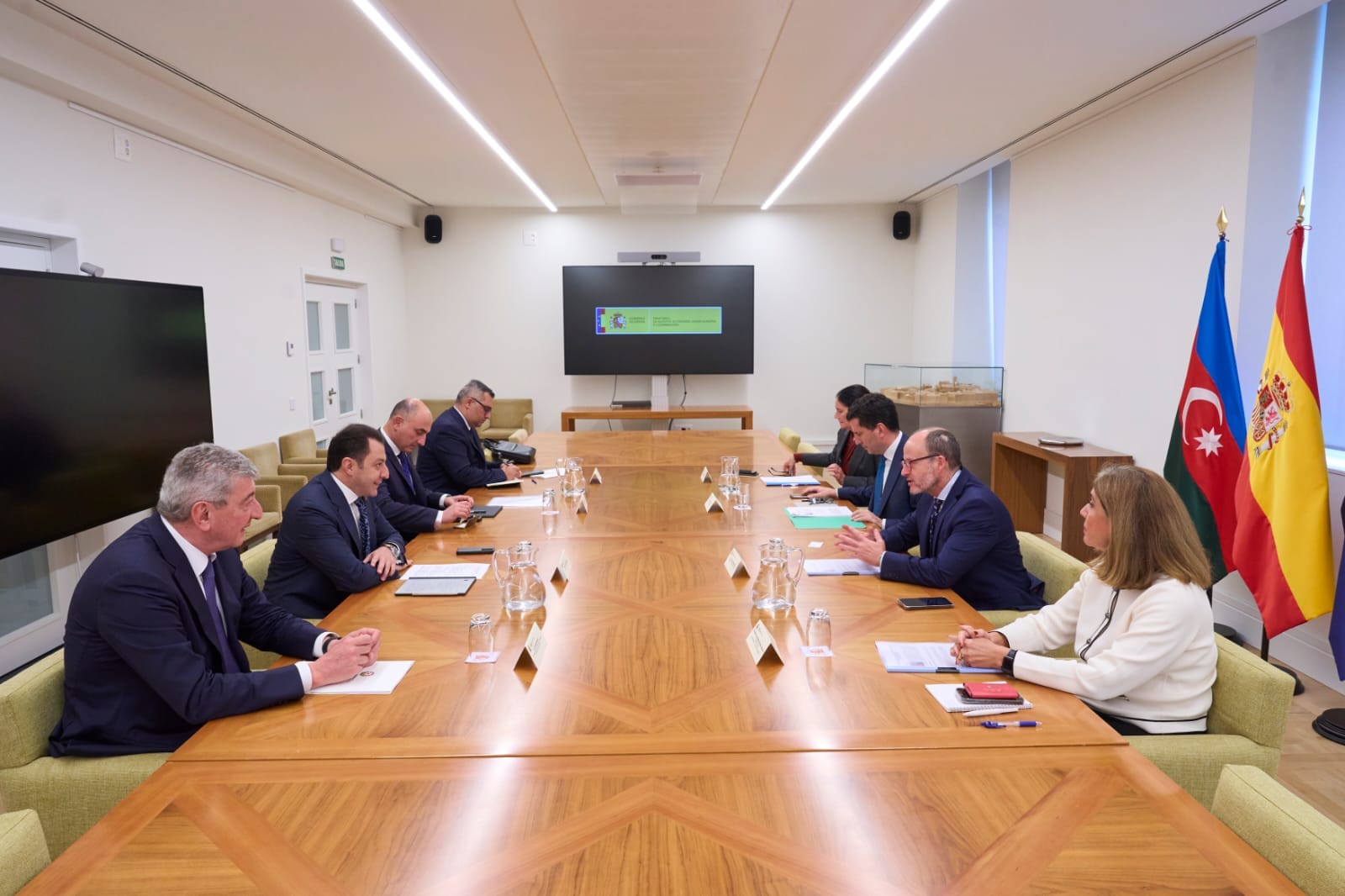 Azerbaijan, Spain discuss Strategic Economic Dialogue cooperation (PHOTO)