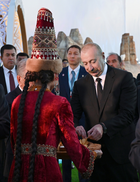 President Ilham Aliyev visits CIS National Culinary Festival and attended official reception (PHOTO)