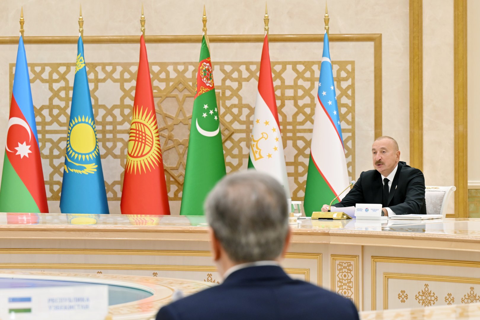 President Ilham Aliyev attends 8th Consultative Meeting of Heads of State of Azerbaijan and Central Asia in Turkmenbashi (PHOTO)