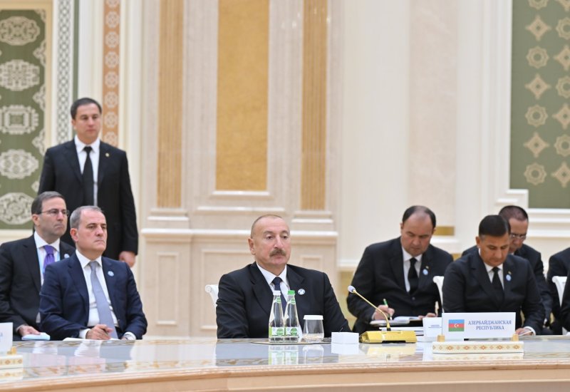 President Ilham Aliyev attends expanded-format meeting of Council of Heads of State of CIS (PHOTO)