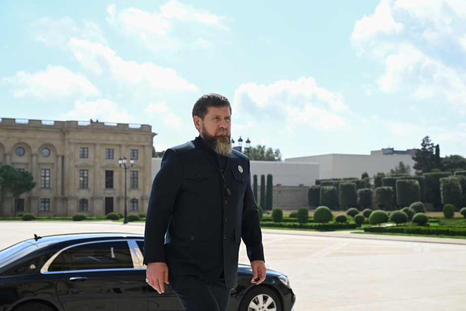 President Ilham Aliyev receives Head of Chechen Republic of Russia (PHOTO)