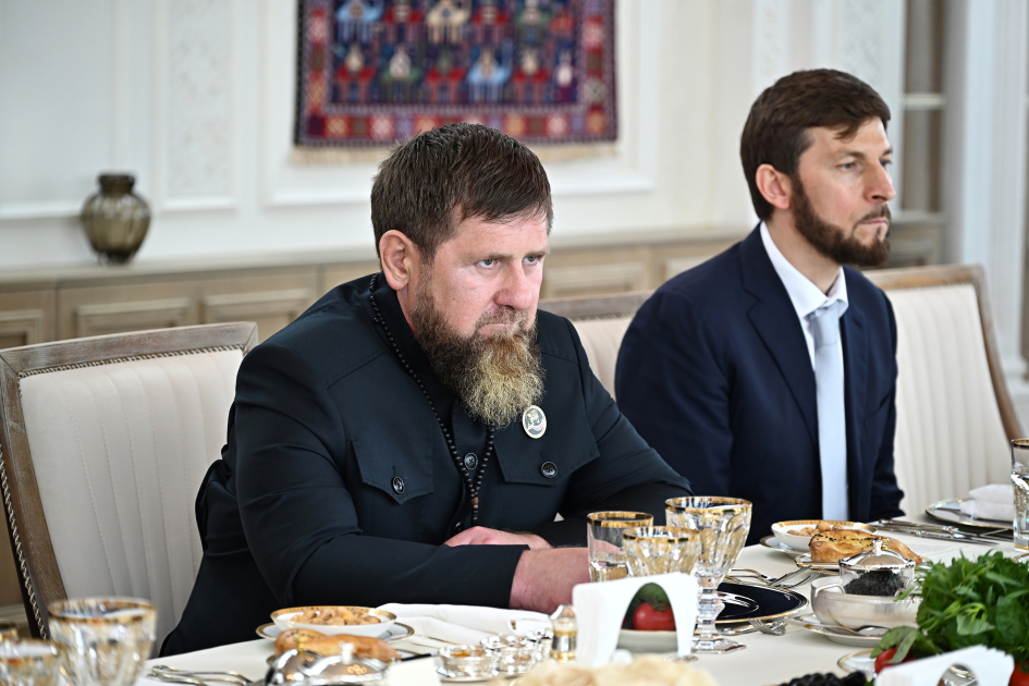 President Ilham Aliyev and Head of Chechen Republic of Russia have lunch together (PHOTO)