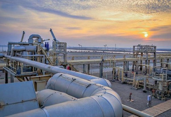 Iran targets 23,000 bpd output at oil field shared with Iraq