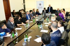 Azerbaijani NGOs discuss countering disinformation on religious values (PHOTO)