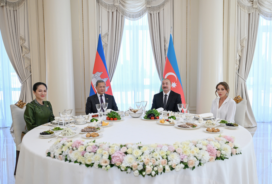 Official luncheon hosted in honor of Prime Minister and First Lady of Cambodia on behalf of President Ilham Aliyev and First Lady Mehriban Aliyeva (PHOTO)