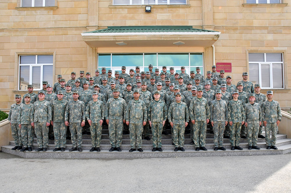 Azerbaijan Army holds officer development course graduation ceremony (PHOTO)
