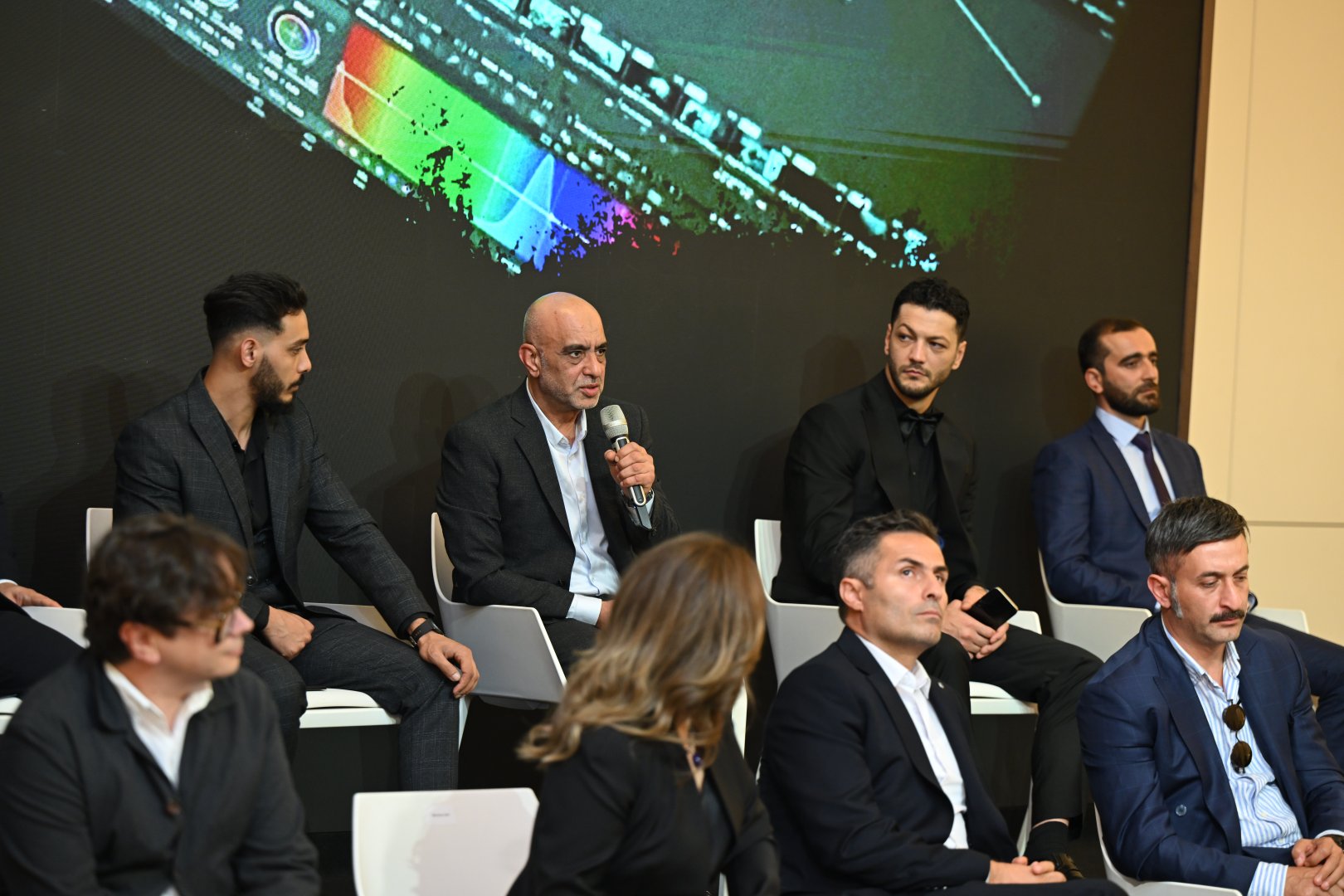 Heydar Aliyev Center hosts briefing with creative team of film "44" - one of Azerbaijan's major film projects (PHOTO/VIDEO)
