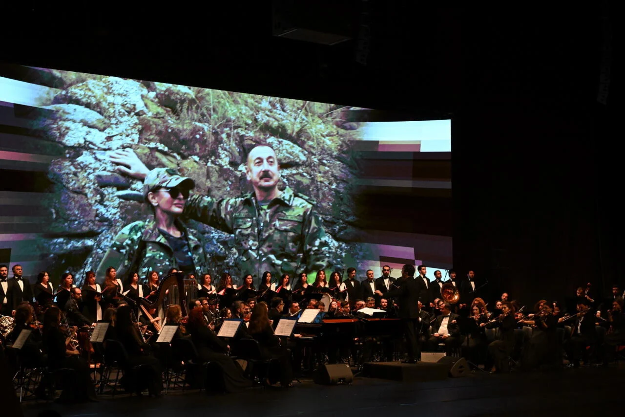 Premiere of epic historical film “44” held at Heydar Aliyev Center – tears, pride and endless applause (PHOTO)