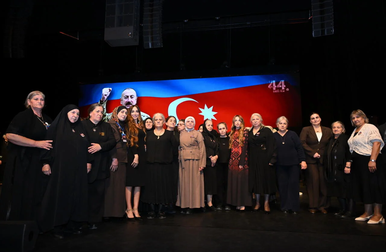 Premiere of epic historical film “44” held at Heydar Aliyev Center – tears, pride and endless applause (PHOTO)