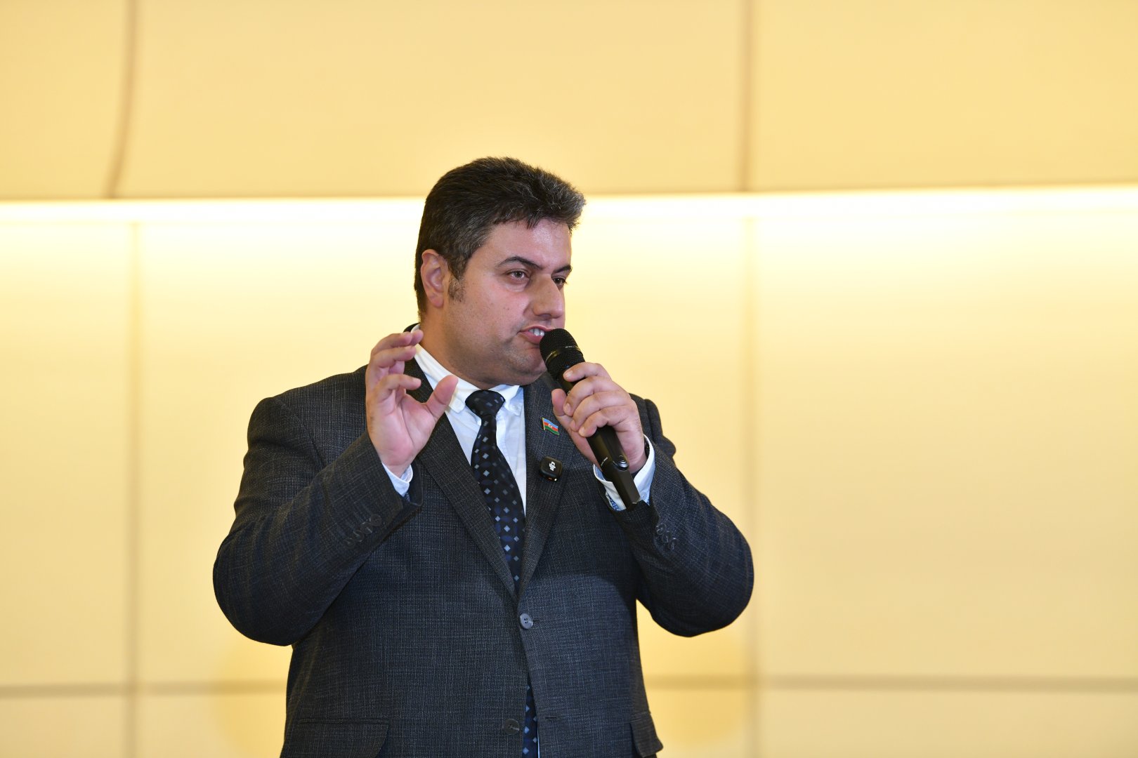 Heydar Aliyev Center hosts briefing with creative team of film "44" - one of Azerbaijan's major film projects (PHOTO/VIDEO)
