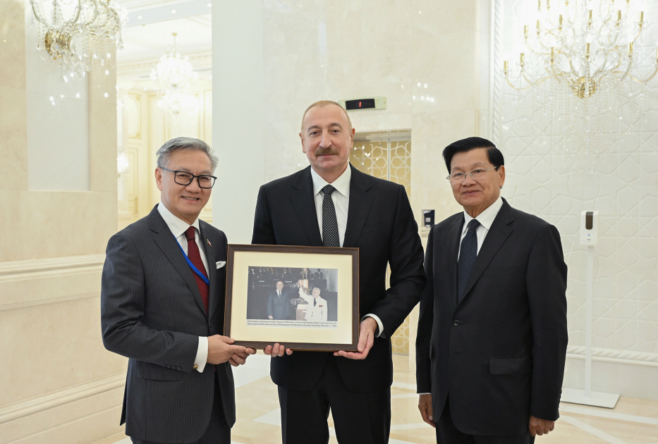 Official luncheon hosted in honor of President of Laos on behalf of President Ilham Aliyev (PHOTO)