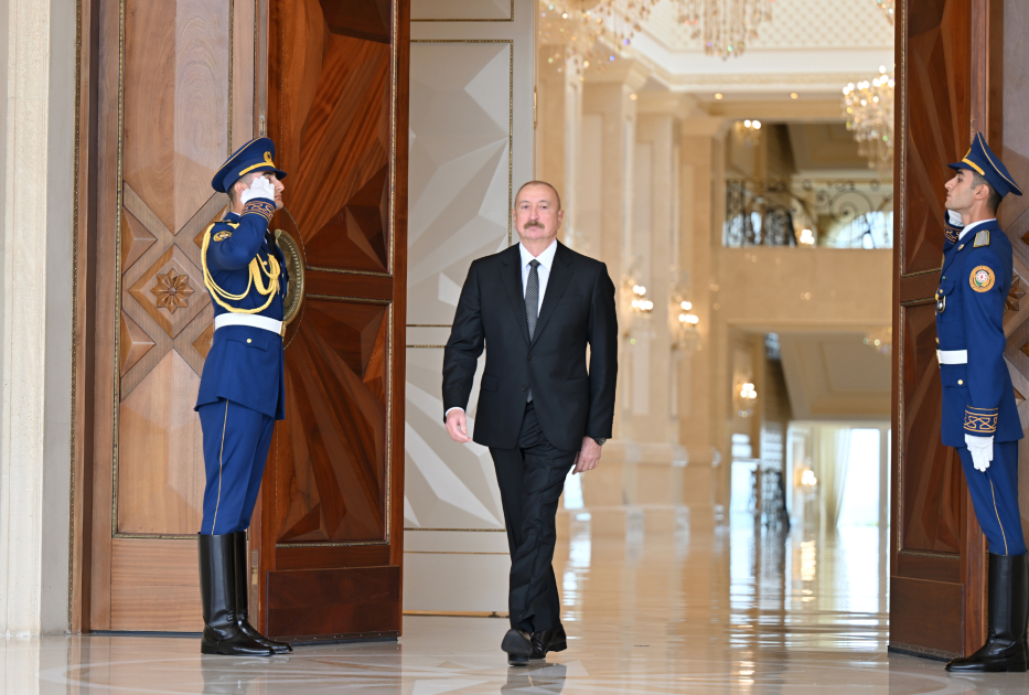 Official welcome ceremony held in Baku for President of Laos (PHOTO)