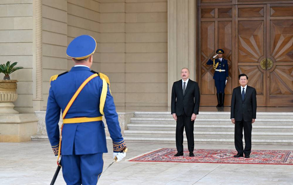 Official welcome ceremony held in Baku for President of Laos (PHOTO)